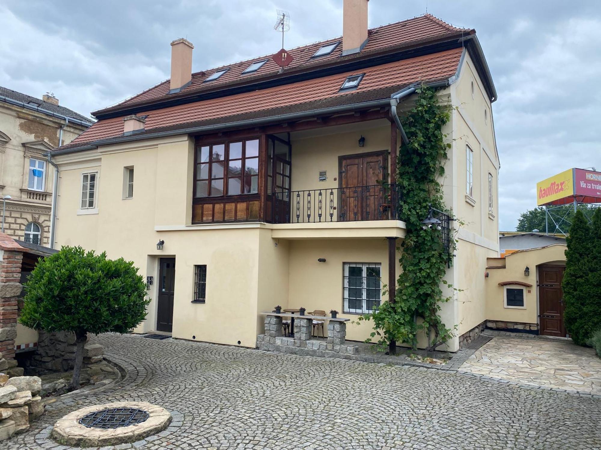Apartmány Vila Lucia #1 Plzeň Esterno foto